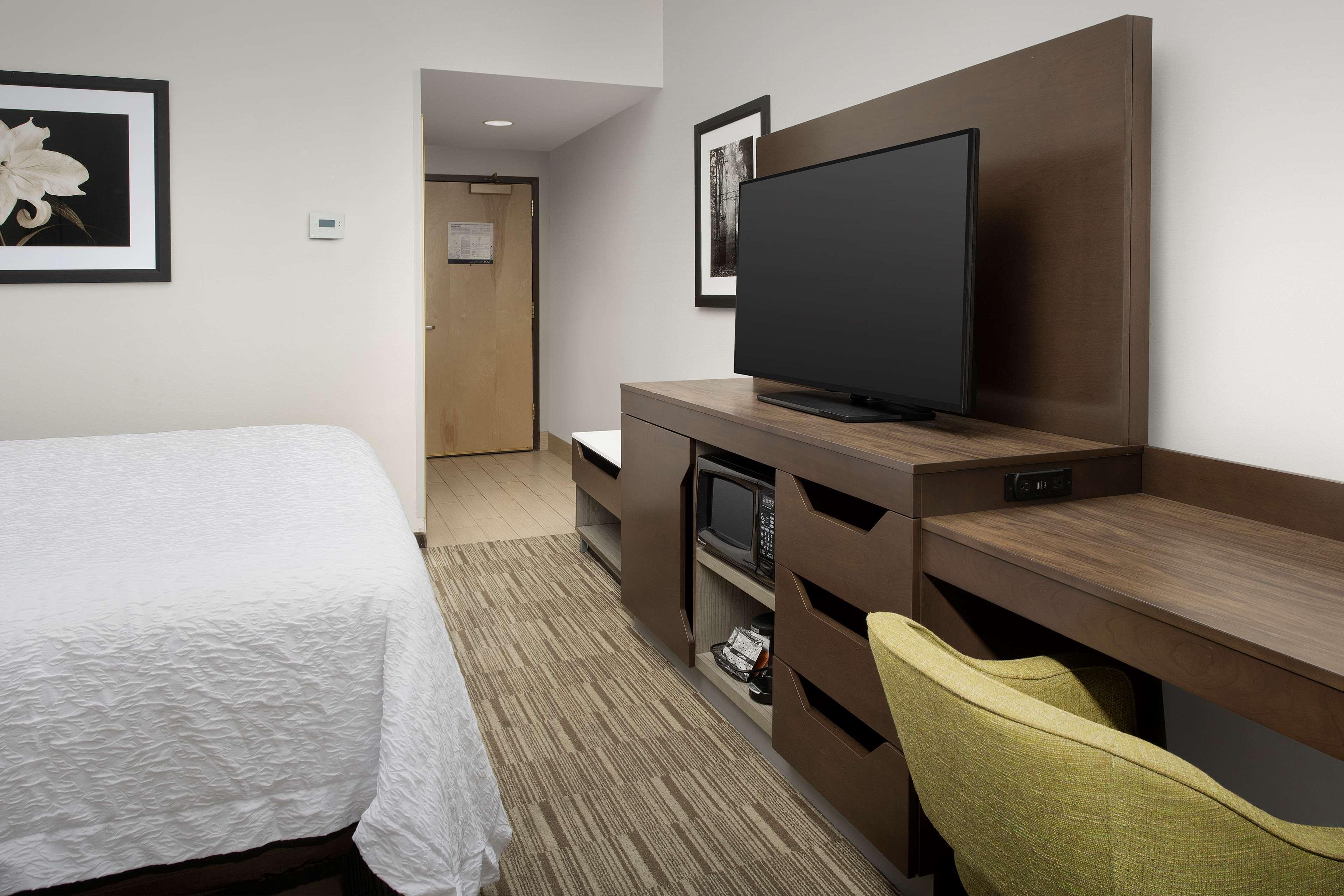 Hampton Inn Birmingham I-65/Lakeshore Drive Esterno foto