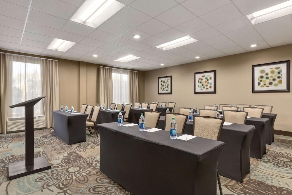 Hampton Inn Birmingham I-65/Lakeshore Drive Esterno foto