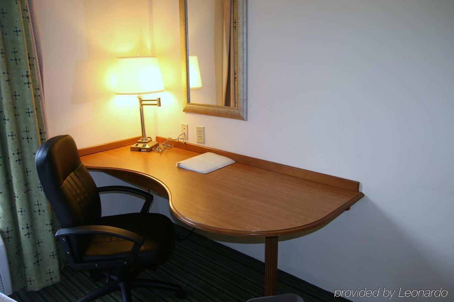 Hampton Inn Birmingham I-65/Lakeshore Drive Camera foto